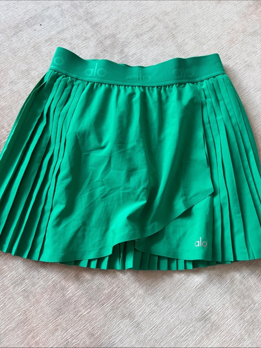 Alo Yoga Aces Sport Skort  Emerald Green Medium - Picture 2 of 9